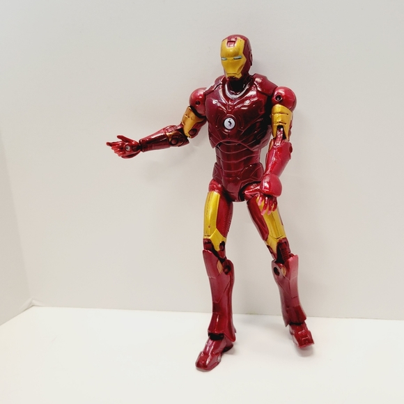Marvel Legends 6" Iron Man Movie Mark III Action Figure - Picture 6 of 10